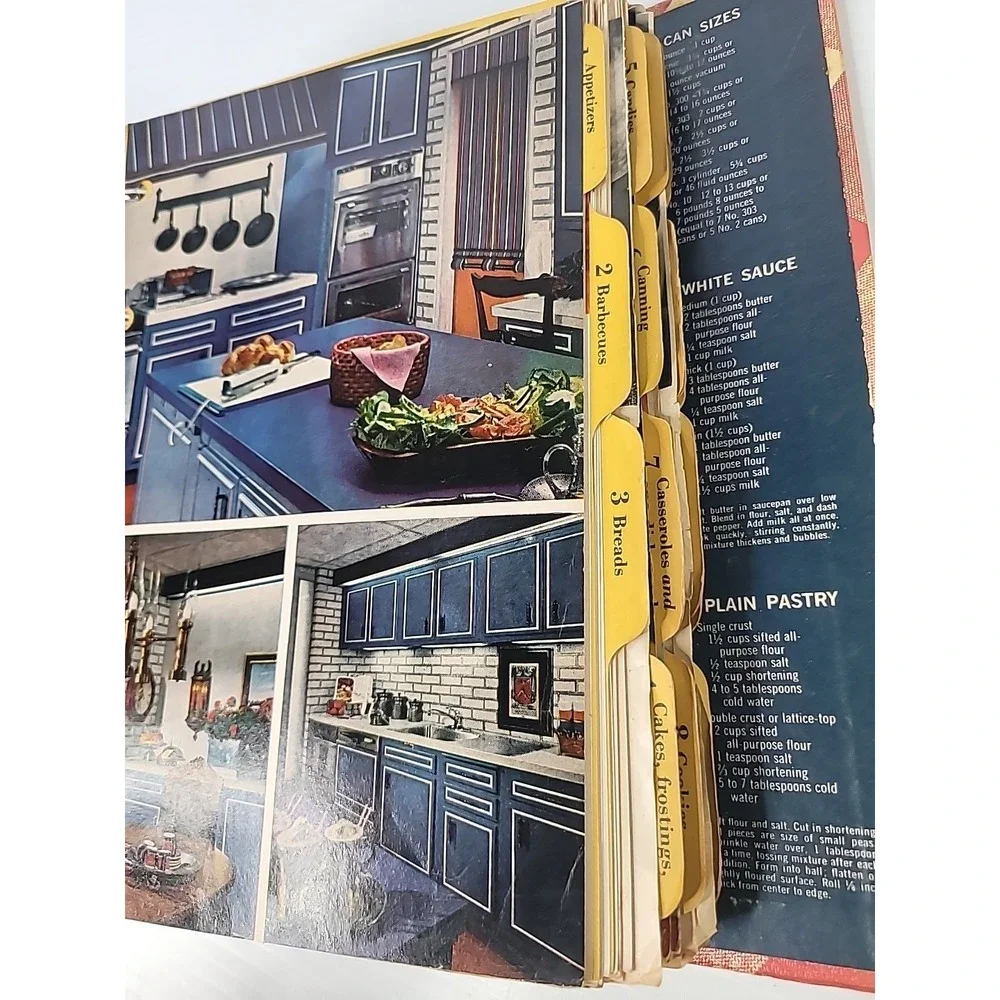 1968 Meredith Press Better Homes & Gardens New‎ Cook Book Hard Cover Binder